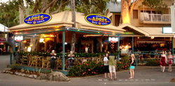 Apres Beach Bar & Grill - Palm Cove - Accommodation QLD 0