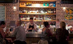 Fredas - Accommodation QLD 0