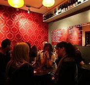 Shop and Wine Bar - Accommodation QLD