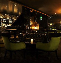 Trademark Hotel Lounge Bar And Piano Room - Accommodation QLD 0