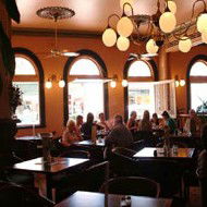 The Rose Hotel - Victoria Street Bar - Accommodation QLD 1