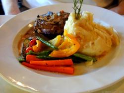 Mount Pleasant Hotel - Accommodation QLD 3