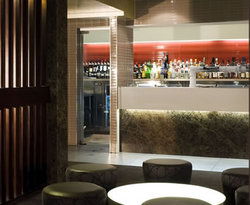 Three Swallows Hotel - Accommodation QLD 3