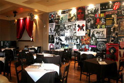 The Great Northern Hotel - Newcastle - Accommodation QLD 3