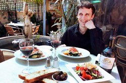 Georges Meze - Accommodation QLD 3