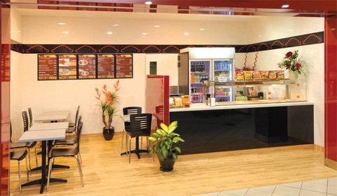 Lakes Golf Club - Accommodation QLD 2