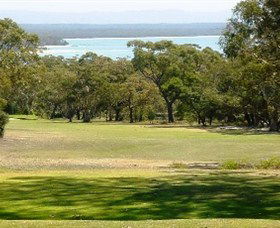 Vincentia Golf Club - Accommodation QLD 2
