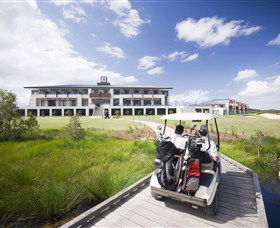 Kooindah Waters Golf Club - Accommodation QLD 3