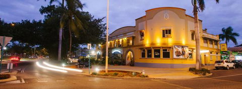 Vamos Melbourne - Accommodation QLD 4