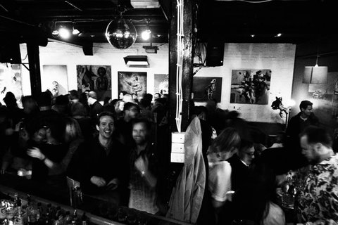 Fad Gallery - Accommodation QLD 2