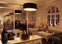 Etch Bar - Accommodation QLD 0