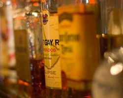 Four Elements Bar And Lounge - Accommodation QLD 0