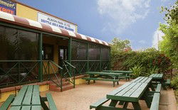 Albion Park Hotel - Accommodation QLD 1