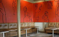 Balgownie Hotel - Accommodation QLD 1