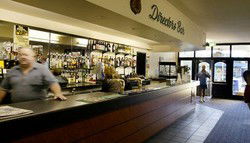 Regents Park Hotel - Accommodation QLD 1