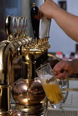 Doma Bohemian Beer Cafe - Accommodation QLD 2