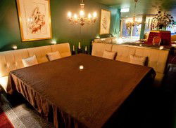 The Art Lounge - Accommodation QLD 2