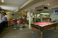 Albion Park Hotel - Accommodation QLD 3