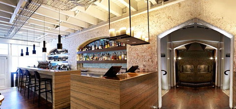 HRH Wine Bar - Accommodation QLD 2
