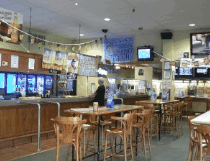 Bushland Tavern - Accommodation QLD 3