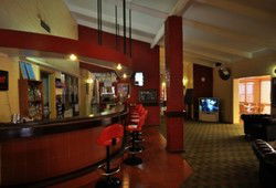 Newman Hotel Motel - Accommodation QLD 1
