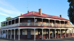 Brookton Club Hotel - Accommodation QLD 0