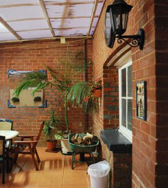Brookton Club Hotel - Accommodation QLD 1