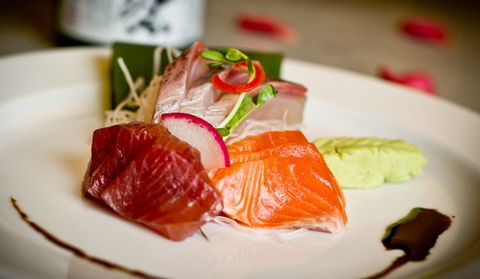 Uchi Lounge - Accommodation QLD 4