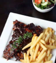 PJ's Irish Sports Bar & Bistro @ The Criterion Hotel - Accommodation QLD 4