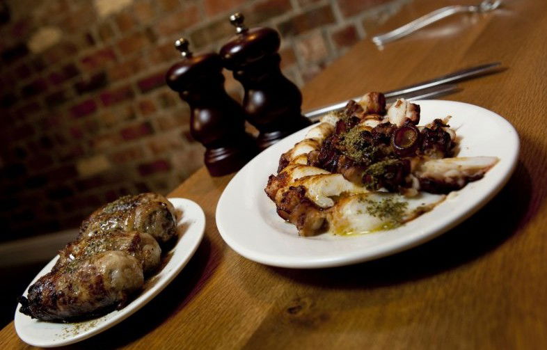 Nobby Beach QLD Accommodation QLD