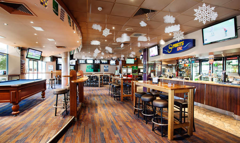 Alex Hotel - Accommodation QLD 4