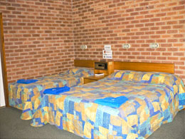 Bohle Barn Hotel Motel - Accommodation QLD 1