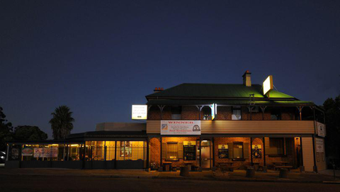 Bushrangers Bar & Brasserie - Accommodation QLD 1