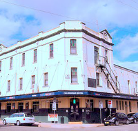 Caledonian Hotel - Accommodation QLD