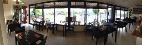 Devils Marbles Hotel–Wauchope - Accommodation QLD 1