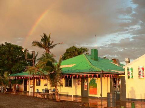 Devils Marbles Hotel–Wauchope - Accommodation QLD 2