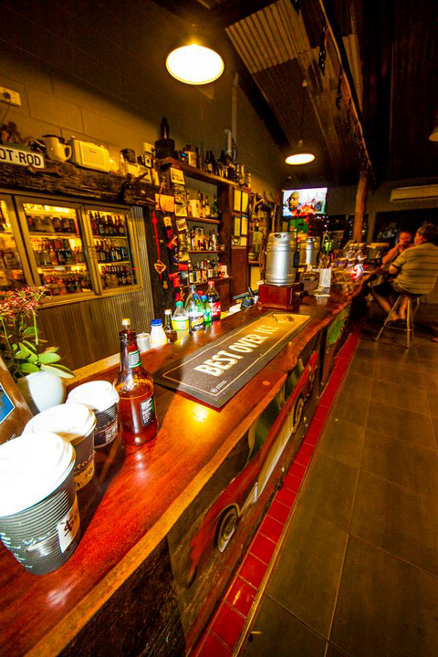Emerald Springs Roadhouse - Accommodation QLD 4