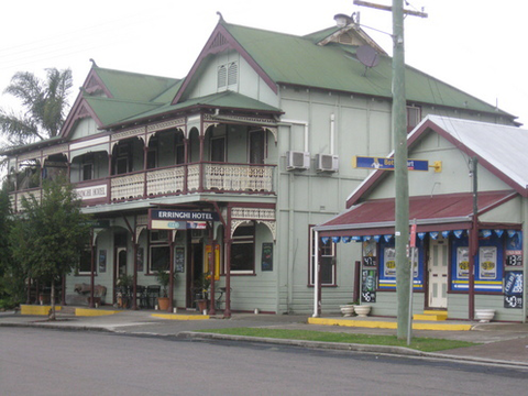 Erringhi Hotel - Accommodation QLD 2