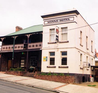 Minmi Hotel - Accommodation QLD