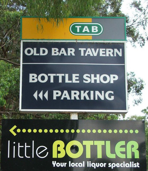 Old Bar Tavern - Accommodation QLD 0