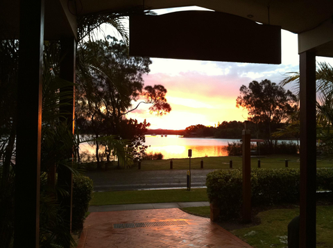 Riverside Tavern - Accommodation QLD 1