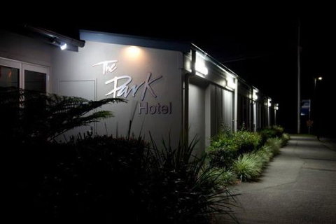 The Park Hotel Motel - Accommodation QLD 3