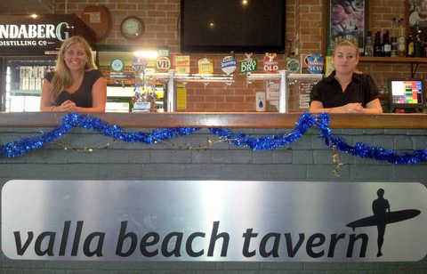 Valla Beach Tavern - Accommodation QLD 0