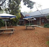 Victoria Hotel - Accommodation QLD
