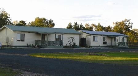 Back O' Bourke Motel - Accommodation QLD 1