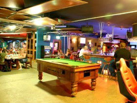 Nomads Serpent Hostel & Bar - Accommodation QLD 0