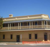 The British Hotel - Accommodation QLD