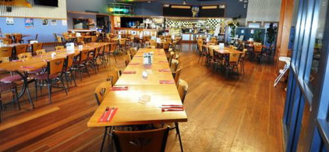 Westbrook Tavern - Accommodation QLD 1