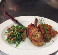 Edinburgh Hotel amp Cellars - Accommodation QLD