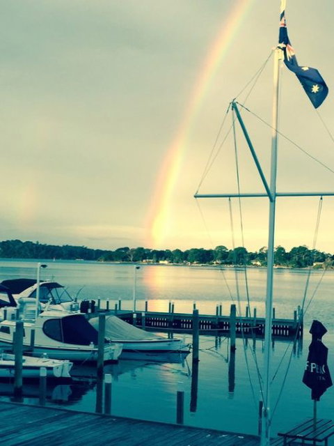 Metung Hotel - Accommodation QLD 5